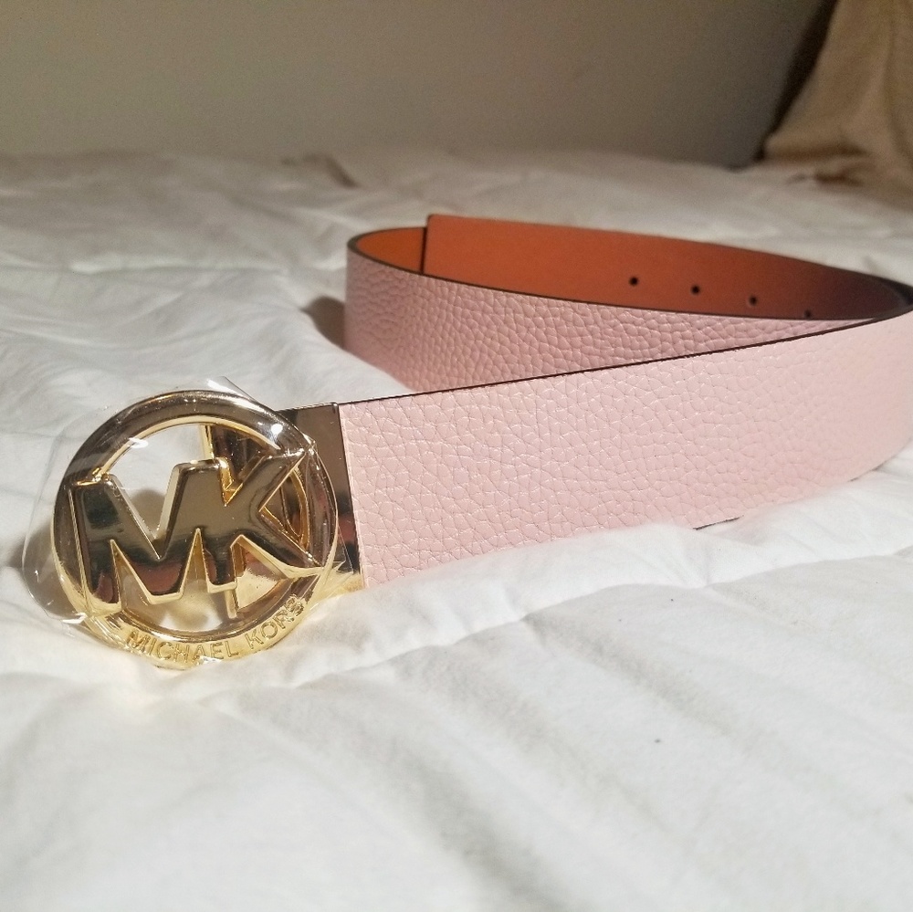 Michael Kors- REVERSIBLE Pink leather belt